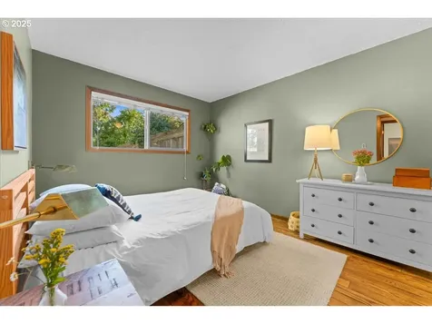 3837 N Juneau Street Portland OR 97217