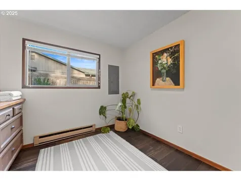 3837 N Juneau Street Portland OR 97217
