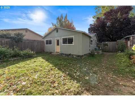 3837 N Juneau Street Portland OR 97217