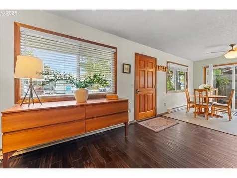 3837 N Juneau Street Portland OR 97217