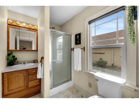 804 V Street Vancouver WA 98661