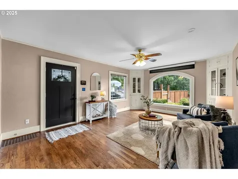 804 V Street Vancouver WA 98661