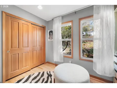 10529 SW Lancaster Road Portland OR 97219
