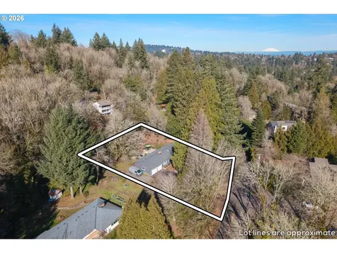 10529 SW Lancaster Road Portland OR 97219