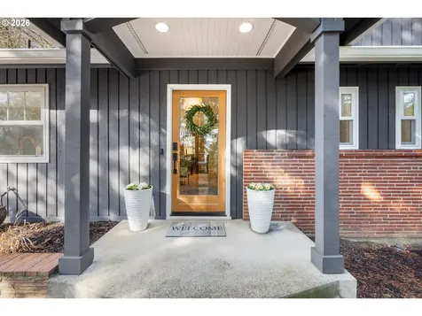10529 SW Lancaster Road Portland OR 97219
