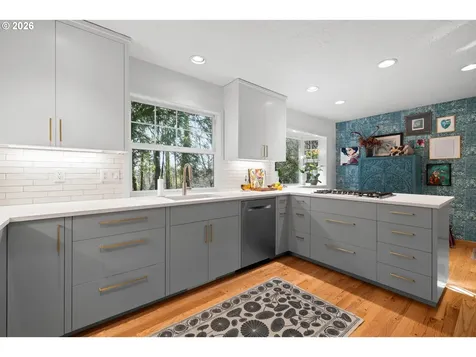 10529 SW Lancaster Road Portland OR 97219