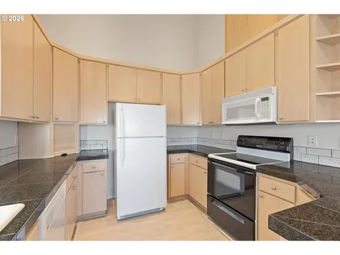 1555 NW 39th Street Lincoln City OR 97367