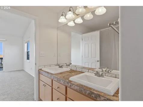 1555 NW 39th Street Lincoln City OR 97367