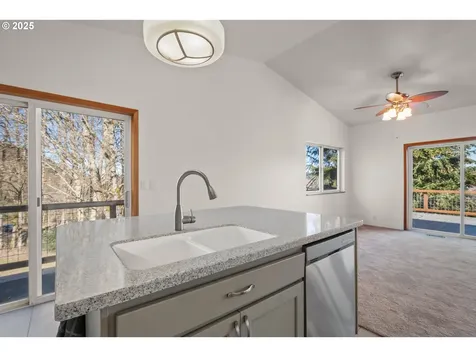 255 Trout Lakes Road Castle Rock WA 98611