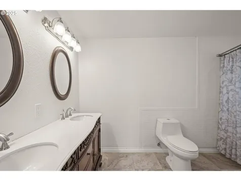 255 Trout Lakes Road Castle Rock WA 98611