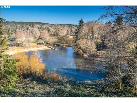 255 Trout Lakes Road Castle Rock WA 98611