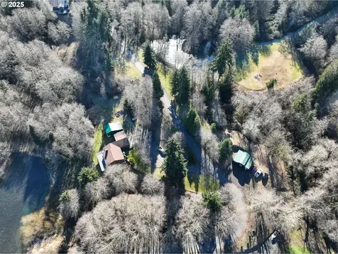 255 Trout Lakes Road Castle Rock WA 98611