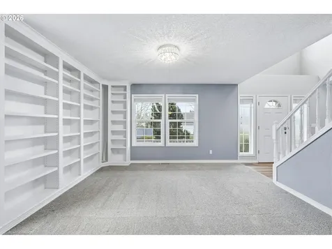 11437 Pennys Way Oregon City OR 97045
