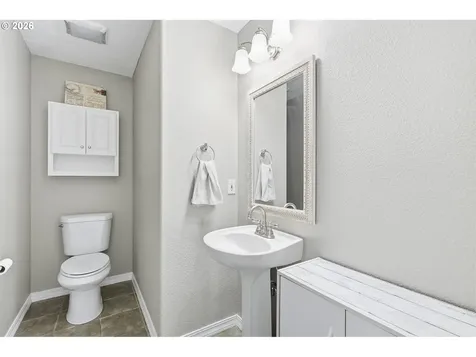11437 Pennys Way Oregon City OR 97045