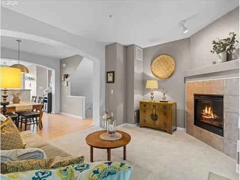 10739 SW Canterbury Lane Portland OR 97224