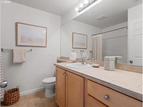 10739 SW Canterbury Lane Portland OR 97224