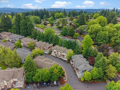 10739 SW Canterbury Lane Portland OR 97224
