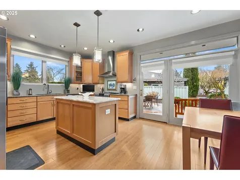 32219 SW Boones Bend Road Wilsonville OR 97070