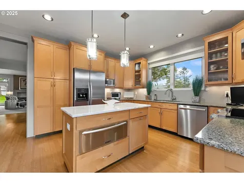 32219 SW Boones Bend Road Wilsonville OR 97070
