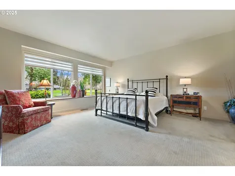 32219 SW Boones Bend Road Wilsonville OR 97070