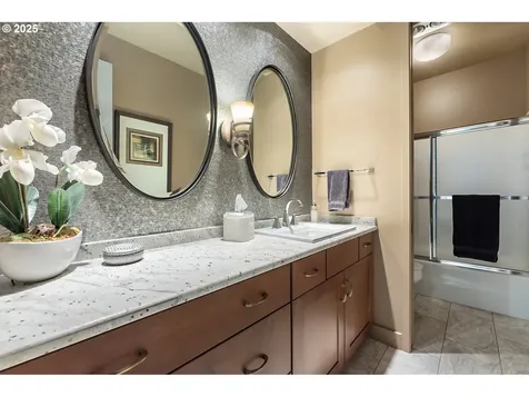 32219 SW Boones Bend Road Wilsonville OR 97070