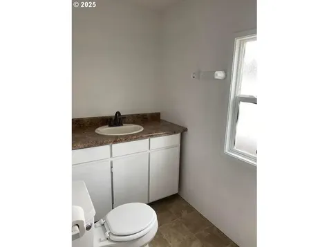 950 Rogue River Highway Grants Pass OR 97527