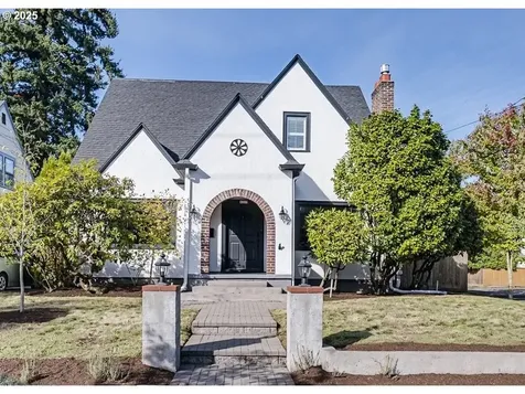 4225 NE 42nd Avenue Portland OR 97218
