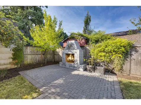 4225 NE 42nd Avenue Portland OR 97218