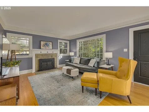 4225 NE 42nd Avenue Portland OR 97218