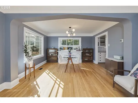 4225 NE 42nd Avenue Portland OR 97218