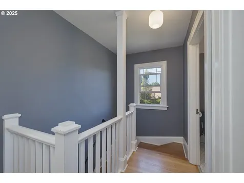 4225 NE 42nd Avenue Portland OR 97218