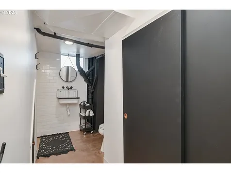 4225 NE 42nd Avenue Portland OR 97218