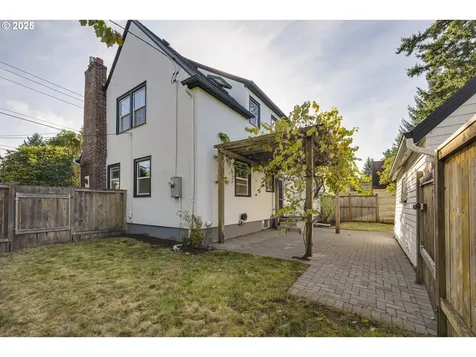 4225 NE 42nd Avenue Portland OR 97218
