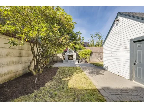 4225 NE 42nd Avenue Portland OR 97218