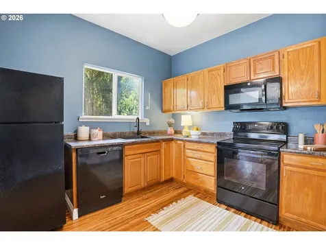 10612 SE Harold Street Portland OR 97266