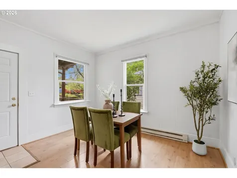 2323 N Terry Street Portland OR 97217