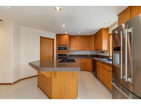 33221 SW Linden Street Scappoose OR 97056