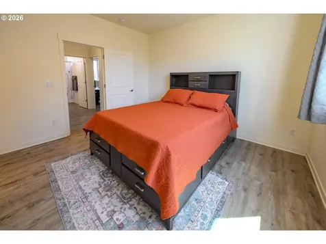1423 NW Campanella Way Estacada OR 97023