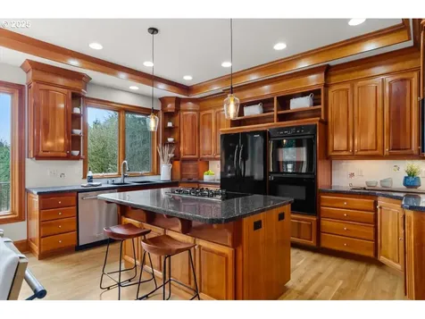 9440 NW Lightning Ridge Drive Portland OR 97229