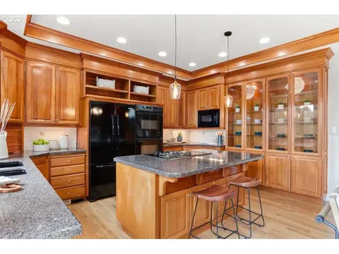9440 NW Lightning Ridge Drive Portland OR 97229