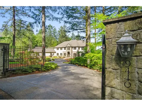 9440 NW Lightning Ridge Drive Portland OR 97229