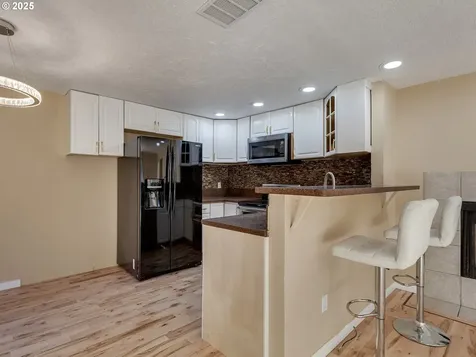1433 SE 139th Avenue Portland OR 97233