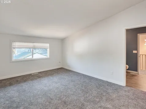 1433 SE 139th Avenue Portland OR 97233