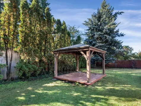 1433 SE 139th Avenue Portland OR 97233