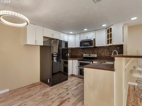 1433 SE 139th Avenue Portland OR 97233