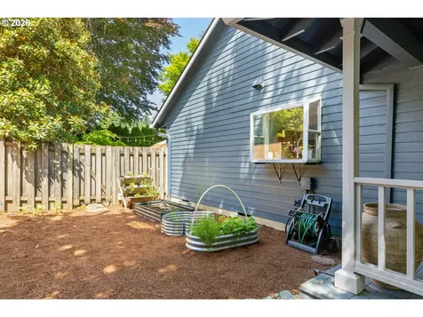2270 Ostman Road West Linn OR 97068