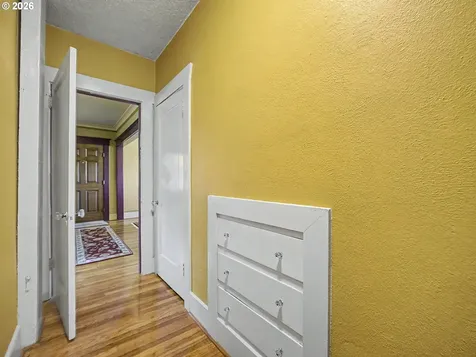 5774 NE Garfield Avenue Portland OR 97211