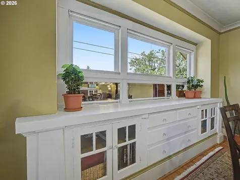 5774 NE Garfield Avenue Portland OR 97211