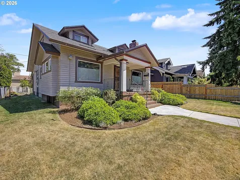 5774 NE Garfield Avenue Portland OR 97211