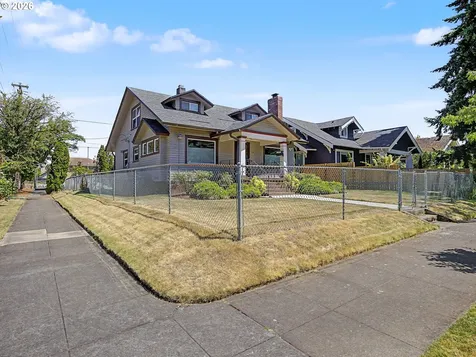 5774 NE Garfield Avenue Portland OR 97211